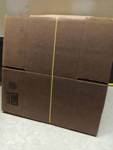 lot 69 image: Global Industrial BP3203 Heavy Duty Cardboard Corrugated Boxes - 10 x 10 x 10 in., Kraft - Pack of 25