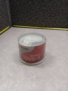 lot 75 image: Compusa 50-pack Dvd-r