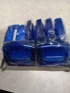 lot 95 image: Cobalt Blue Sticky Note Dispensers - lot of 7