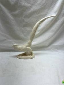 lot 107 image: Elegant Pearl White Pheasant Figurine