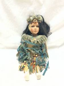 lot 111 image: Native American Style Decorative Doll