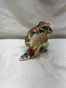 lot 113 image: Italian Hand-Painted Ceramic Shoe
