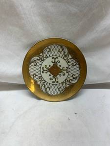 lot 154 image: Gold Rimmed Decorative Plate