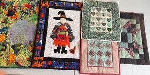 lot 208 image: Quilt DecorTapestries, Please See Pictures for Sizes