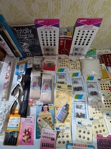 lot 149 image: Zipper, Hole Punches, Clasps and MUCH MORE Please See Pictures for Variety