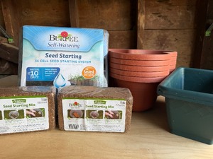 lot 15 image: Seed Starting System and Mixes and More