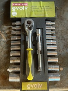 lot 34 image: Craftsman Tool Kit