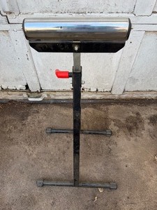 lot 47 image: Craftsman Adjustable Roller Stand