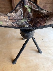lot 50 image: Small Camo Stool