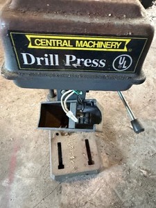 lot 61 image: Central Machinery Drill Press