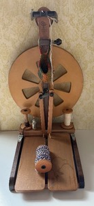 lot 173 image: Ashford Kiwi 3 Spinning Wheel, Folds to Transport and Store