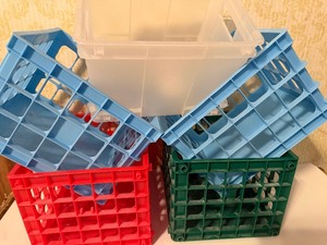 lot 337 image: Plastic Storage Bins