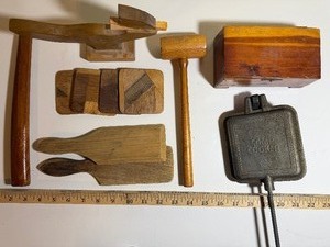 lot 346 image: Vintage Wood Items and a Camp Cooker