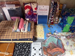 lot 122 image: Fabric Squares and Projects, See Pictures for Details