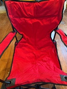 lot 411 image: Outdoor Red Chair (has bag) and Big Umbrella (new)