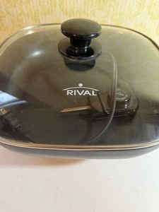 lot 415 image: Rival Skillet, Like New