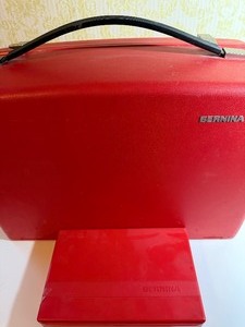 lot 429 image: Bernina Record 830 Sewing Machine in Case w Accessory Case
