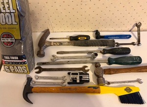 lot 741 image: Misc Tools From Around the House and Steel Wool