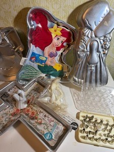 lot 904 image: Cake Pans and Accessories- Please See Pictures for Variety