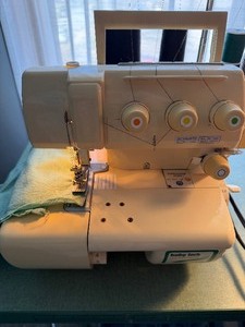 lot 441 image: Baby Lock Coverstitch Sewing Machine
