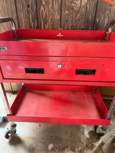 lot 97 image: US General Rolling Metal Cart