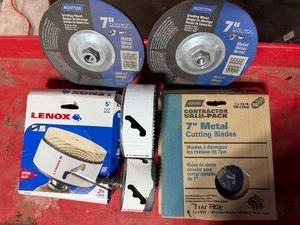 lot 783 image: Grinding Wheels (2), Lenox Hole Saws (2), Cutting Blades (7)