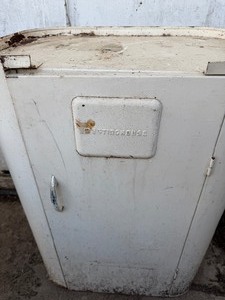 lot 785 image: Westinghouse Metal Cabinet