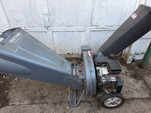 lot 789 image: Craftsman ChipperShredder