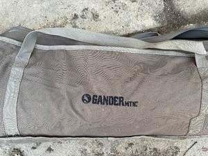 lot 749 image: Gander Mountain Zero Gravity Cot, Newish Condition