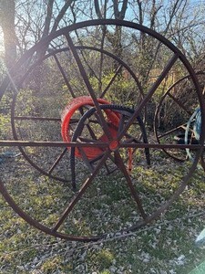 lot 803 image: Extra Large Metal Hose Reel (orange), Will Need TruckTrailer to Pick Up