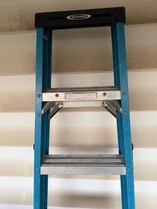 lot 818 image: Werner 6 Ladder