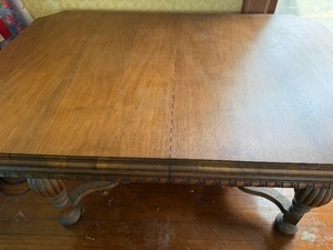 lot 111 image: Vintage Table