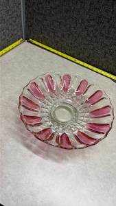 lot 945 image: Pink and Clear Glass Serving Bowl