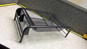 lot 987 image: Mind Reader Mesh Desktop Document Organizer