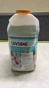 lot 994 image: Luvsome Lightweight Multi-Cat Litter