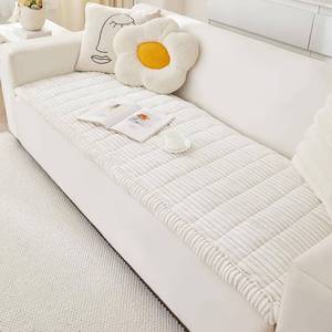 lot 5983 image: Awjcsv Couch Cover for Dogs Washable, Fuzzy Pet Couch Covers for 3 Cushion Sofa Pet Friendly, Non Slip Sofa Cover (White, 27.6 x 5970 x 150cm)