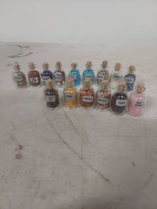 lot 1018 image: Crystal and Gemstone Collection in Mini Glass Bottles
