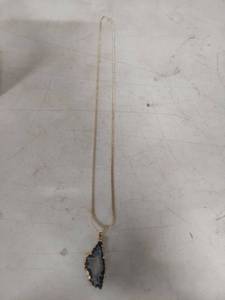 lot 1048 image: Natural Agate Slice Pendant Necklace