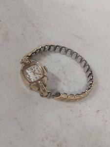 lot 1057 image: Bulova Ladies Watch