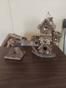 lot 2017 image: Rustic Wood Bird House with Multiple Compartments