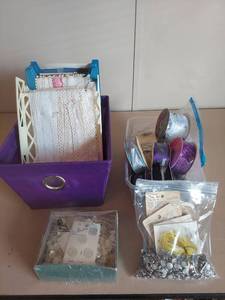 lot 2059 image: Sewing Notions and Supplies Lot