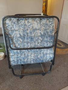 lot 2085 image: Folding Metal Frame Guest Bed with Blue Floral Mattress