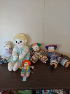 lot 2090 image: Collection of Handmade Rag Dolls and Clown