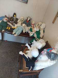 lot 2097 image: Handmade Country Style Stuffed Animal Collection