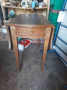 lot 2124 image: Wooden Drop Leaf Side Table with Single Drawer