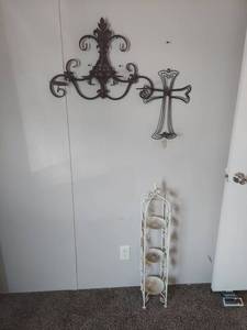 lot 2165 image: Decorative Wall Art Candle Holders