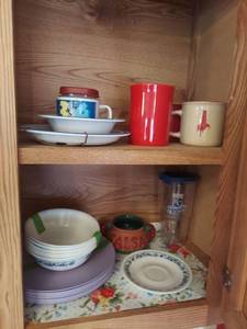 lot 2172 image: All Remaining in Kitchen