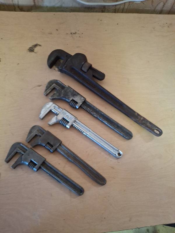 lot 3096 image: Collection of Pipe and Monkey Wrenches