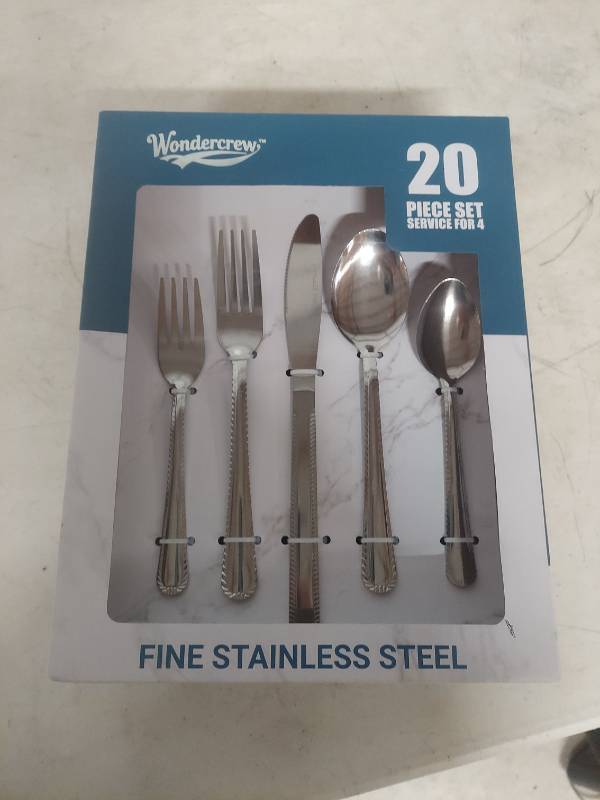 lot 1021 image: Wondercrew 20-Piece Stainless Steel Flatware Set