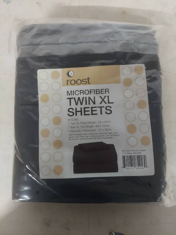 lot 1062 image: Roost Microfiber Twin XL Sheet Set - Black